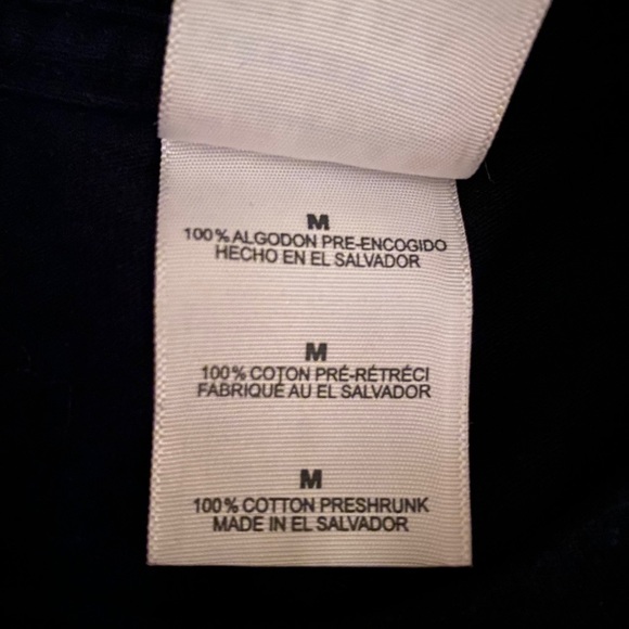 Vintage Hooters long sleeved black t-shirt - Picture 4 of 5